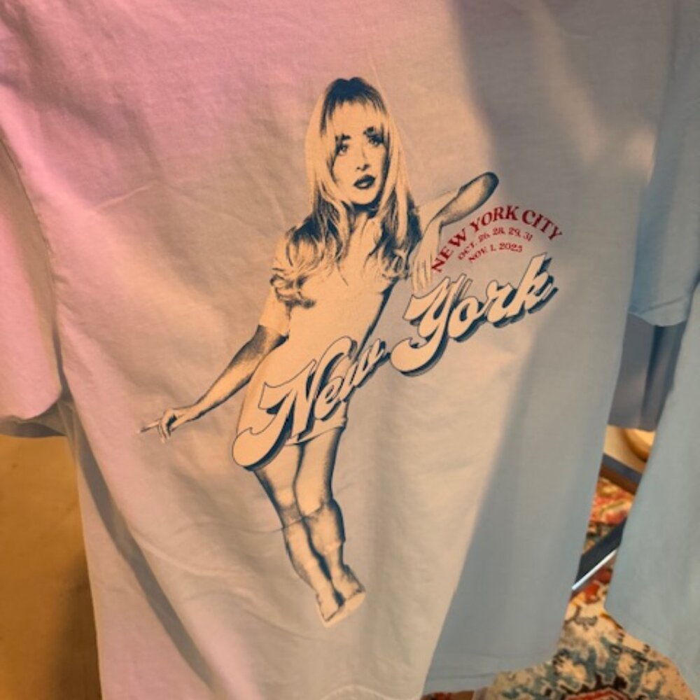 Sabrina Carpenter NYC Popup Shirt (Medium)